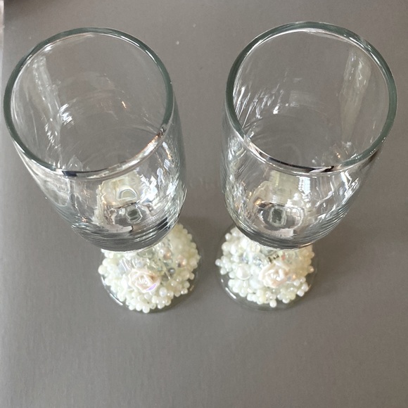 Champagne glasses 💕with beads and pearls! Great for that special occasion❤️New - Picture 4 of 5